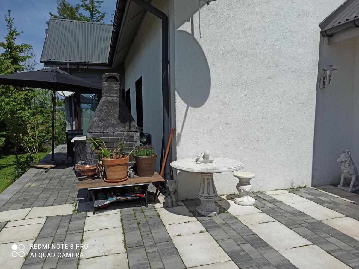 Dom Z Ogrodem Villa Laka  Exterior photo